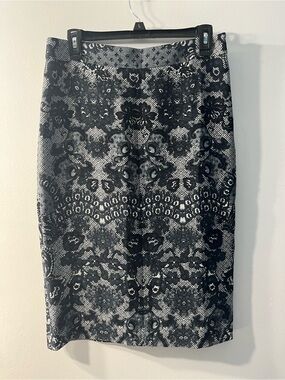 Yoana Baraschi Black and Navy Lace-Pattern Pencil Skirt